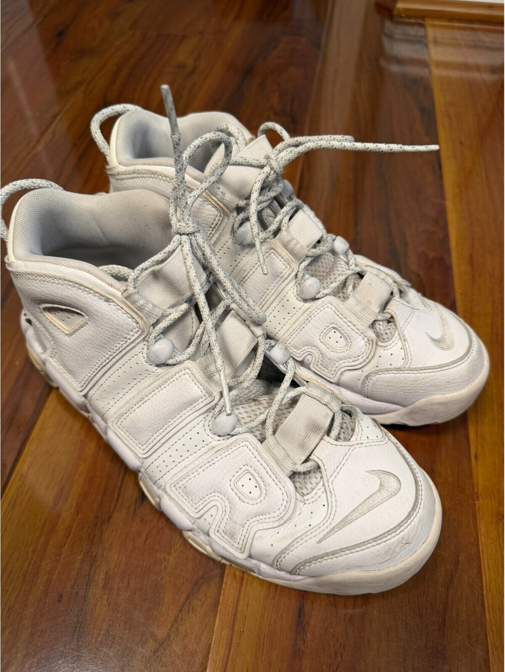Nike Mens 9.5 Air More Uptempo '96 Triple White 921948-100 Pippens Sneakers